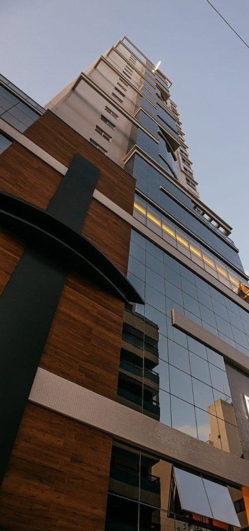 Apartamento Unique Tower Balneário Camboriú (SC) – ESTRUCON