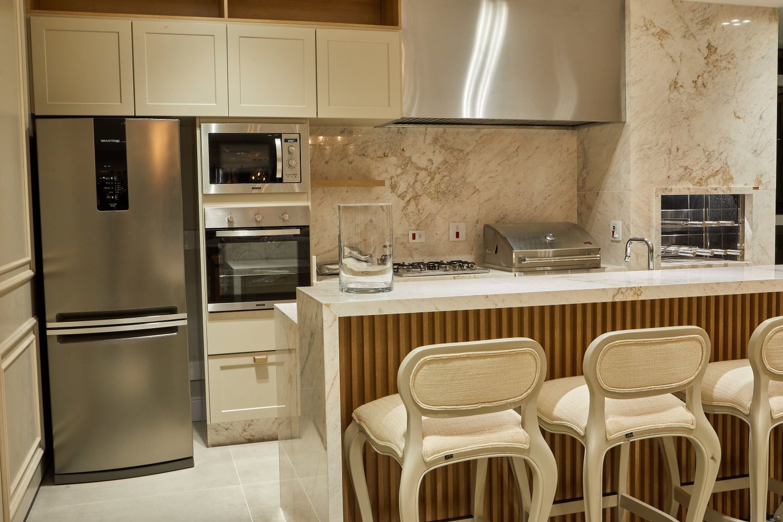 Apartamento Magnifique Residence Maringá (PR) – MARLUC