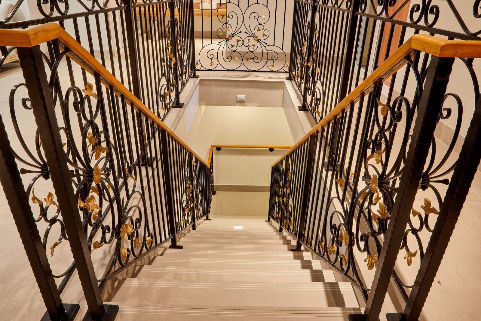 Apartamento Magnifique Residence Maringá (PR) – MARLUC