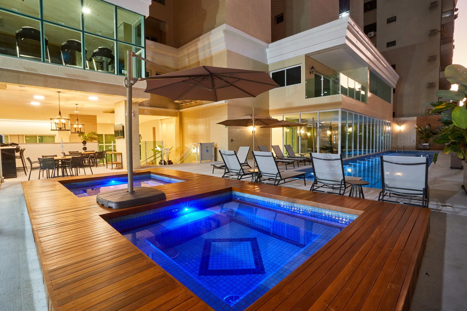 Apartamento Magnifique Residence Maringá (PR) – MARLUC