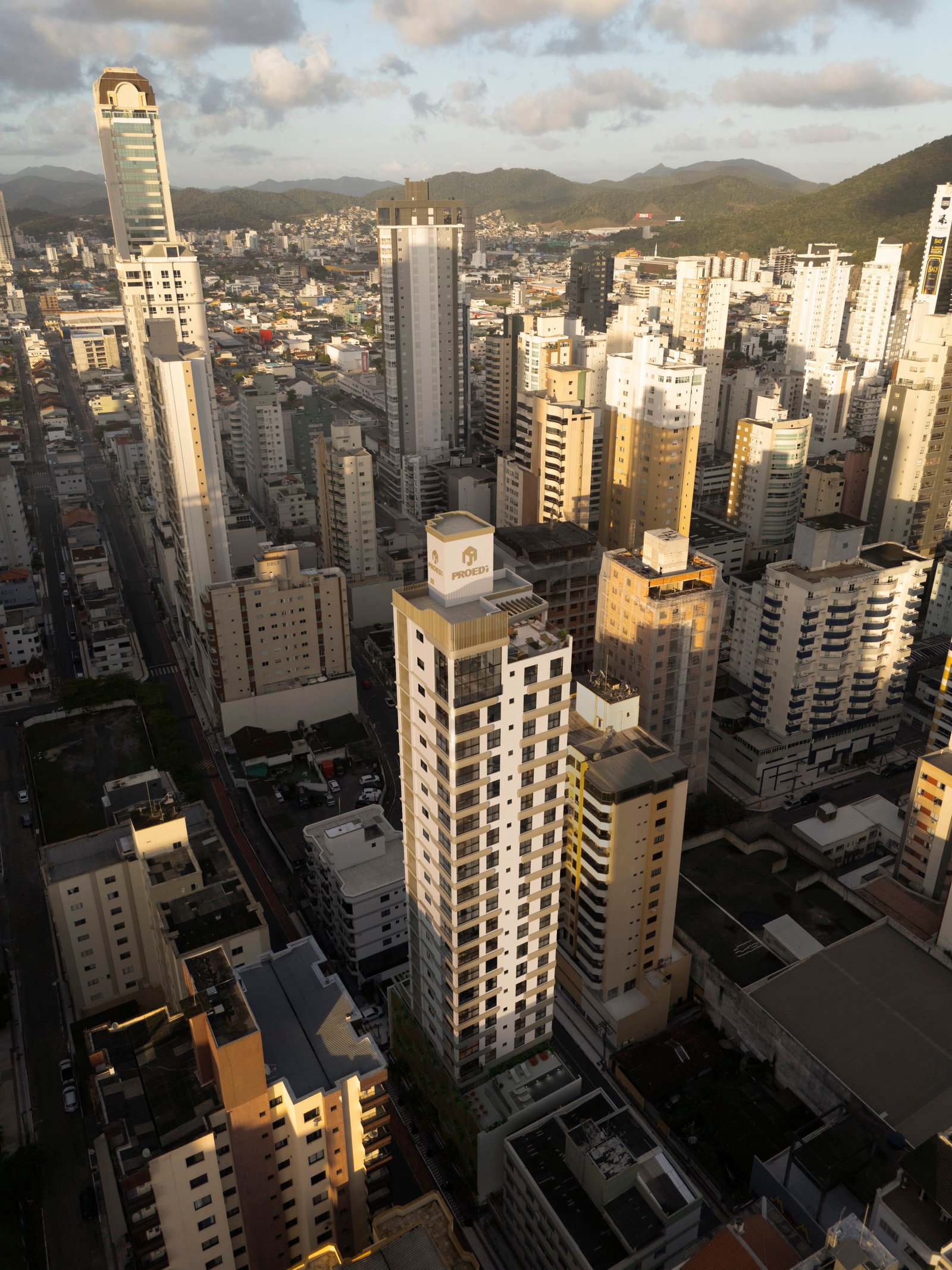 Apartamento Isola di Capri Balneário Camboriú (SC) – PROEDI