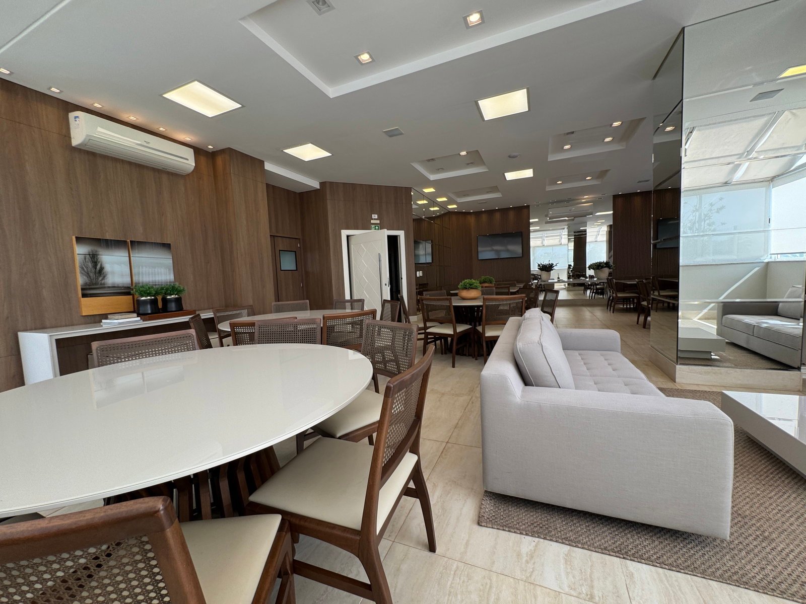 trb-ducale-living-04 Apartamento Palazzo Ducale Maringá (PR) – TRB