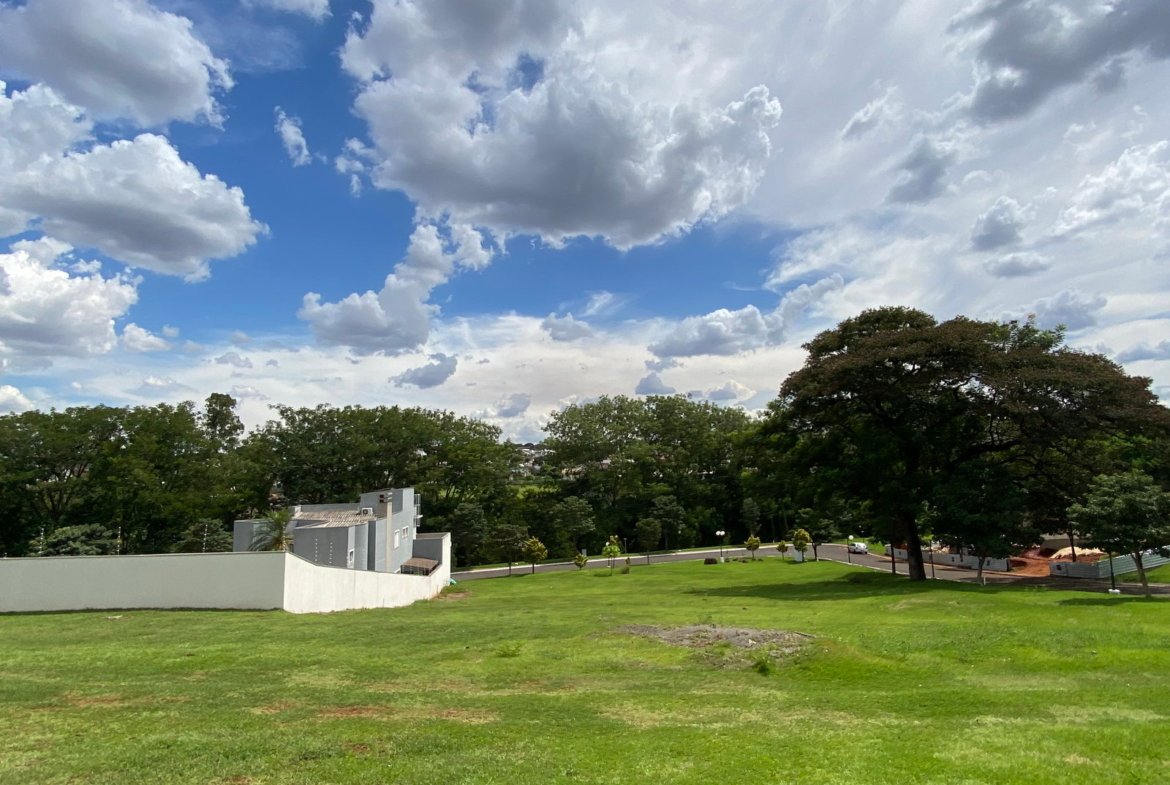 Terreno no Condomínio Recanto da Serra Maringá (PR) – TRB