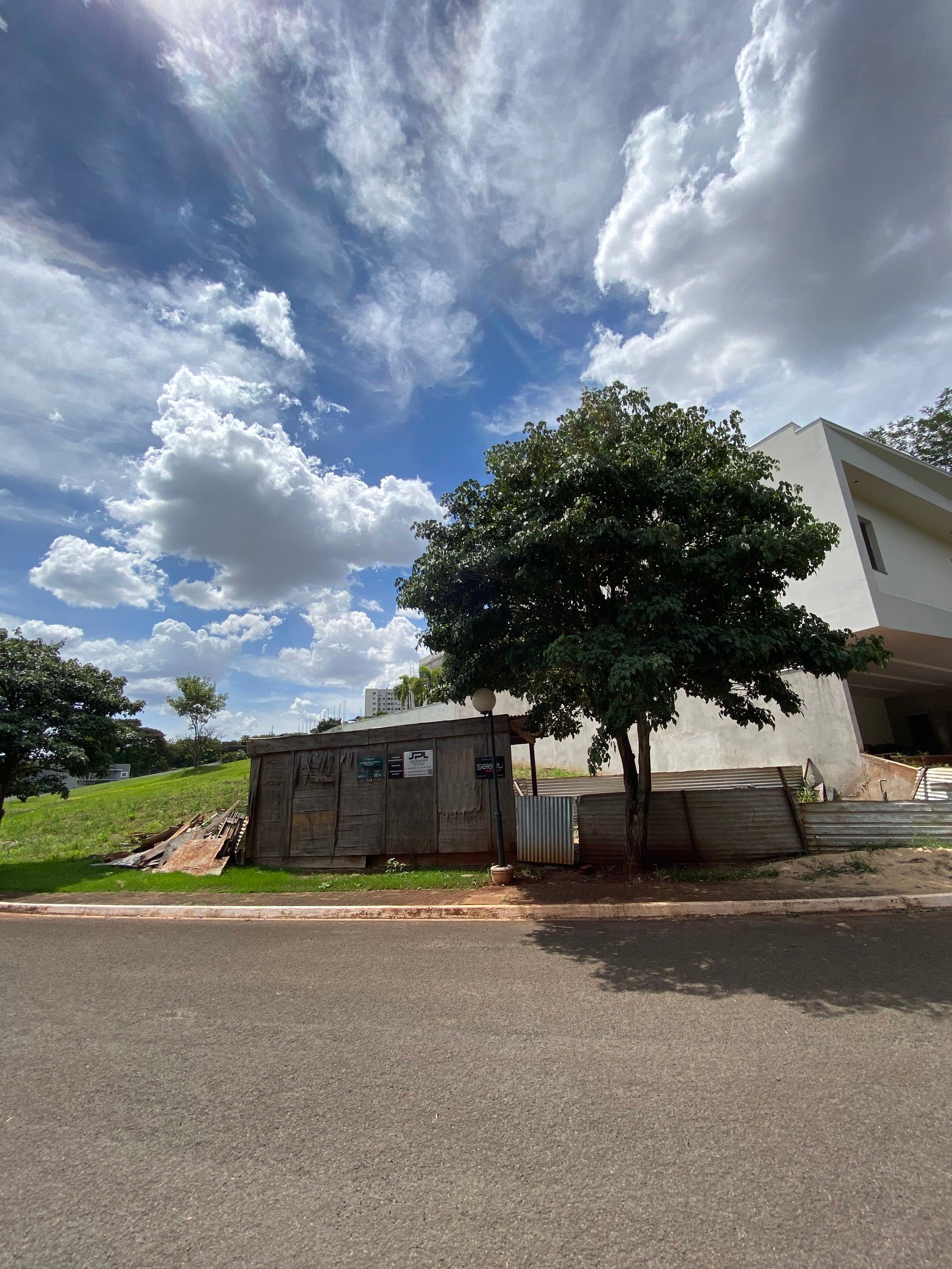 Terreno no Condomínio Recanto da Serra Maringá (PR) – TRB