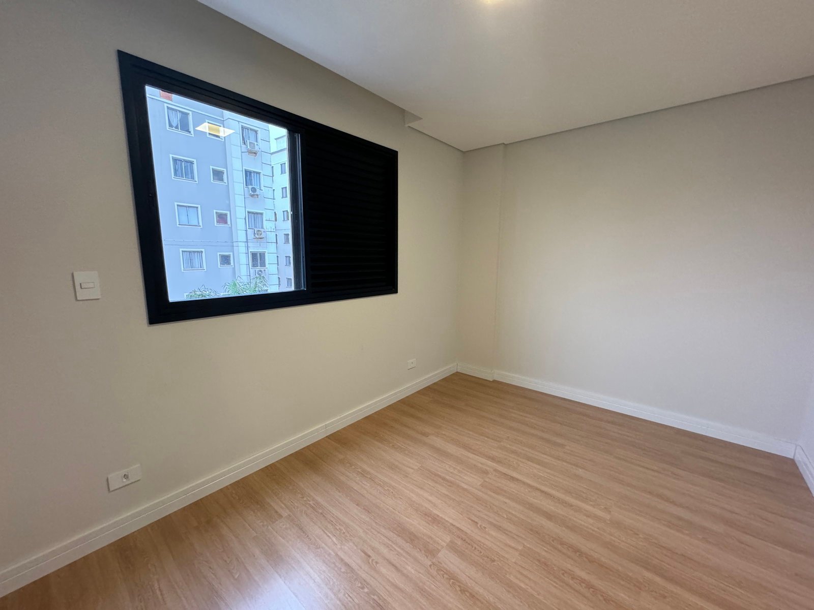 Apartamento Rio Tejo Residencial Maringá (PR) – TRB