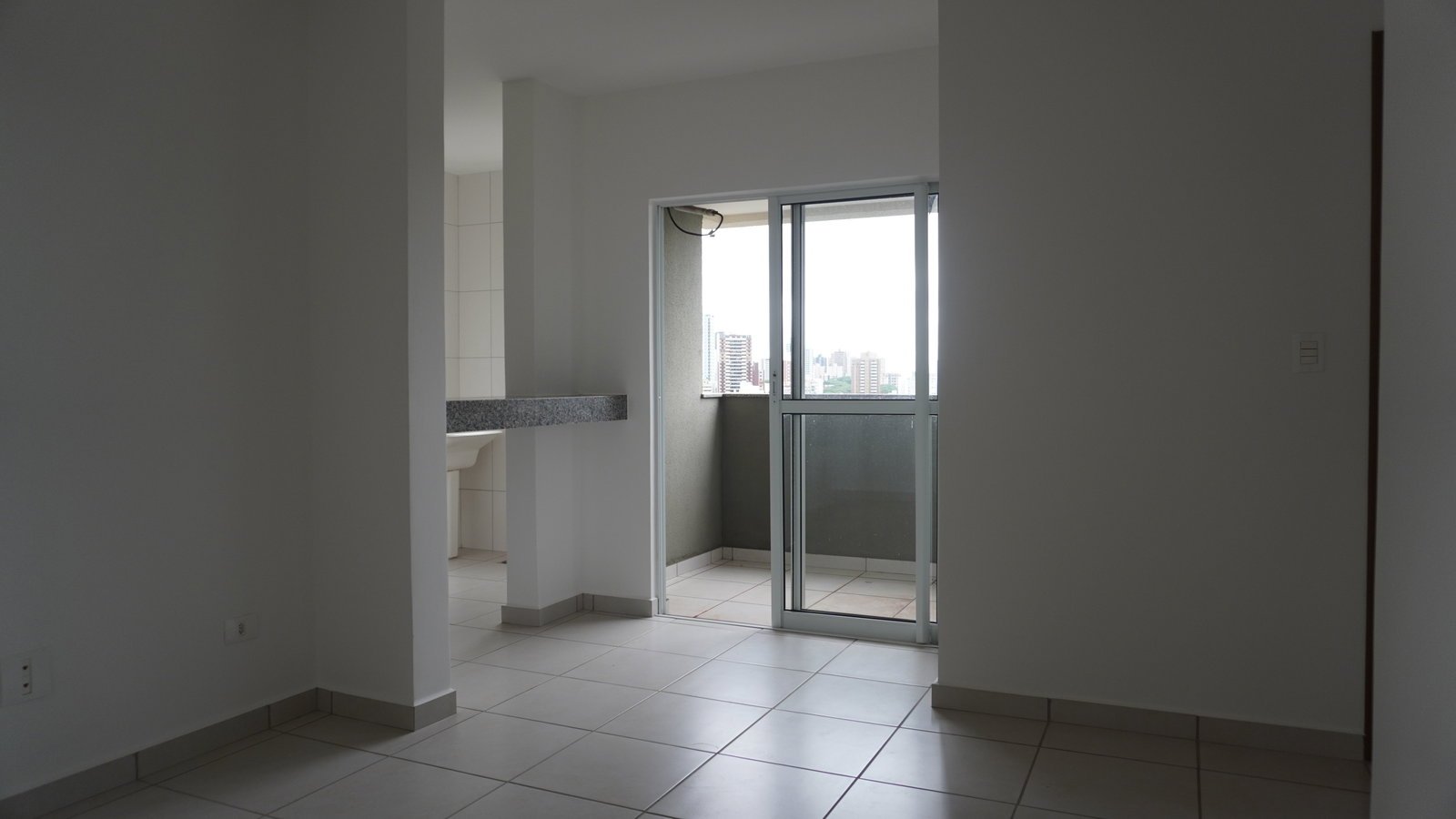 Apartamento RougeT Village Residencial Maringá (PR) – WEGG
