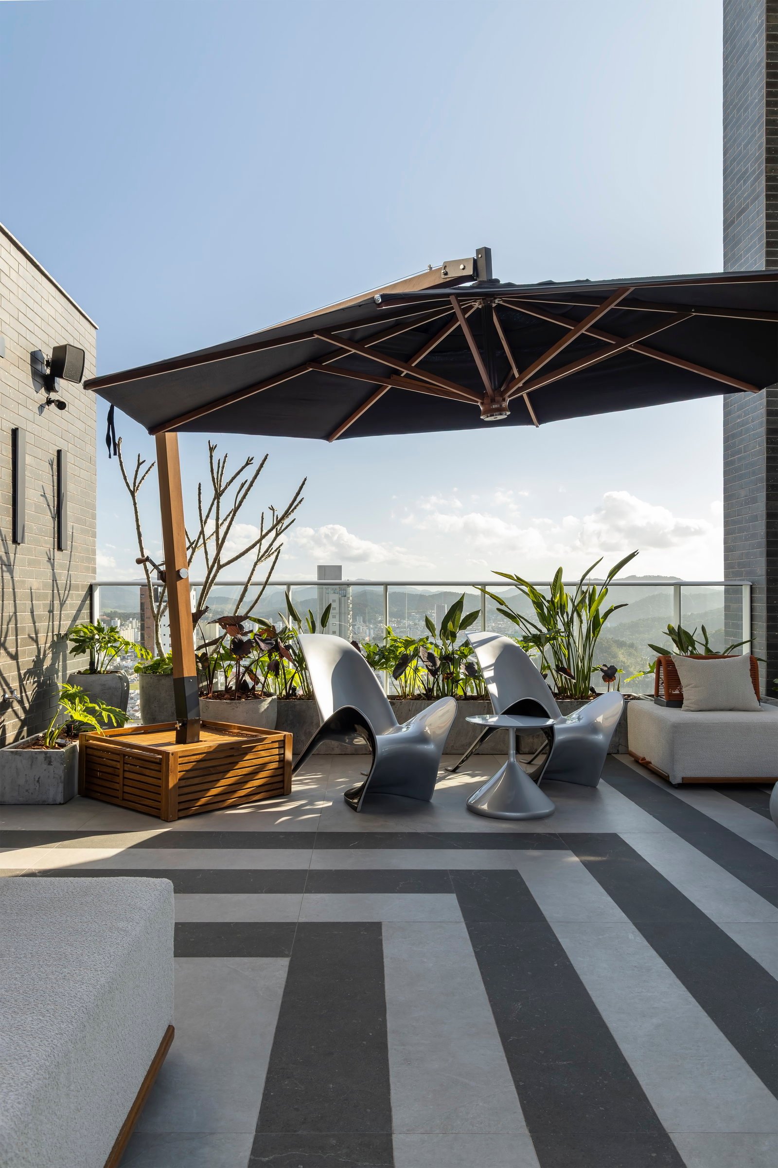 arrka-timeless-rooftop-02 Apartamento no Timeless at Alvin Residence em Balneário Camboriú (SC) | ARRKA
