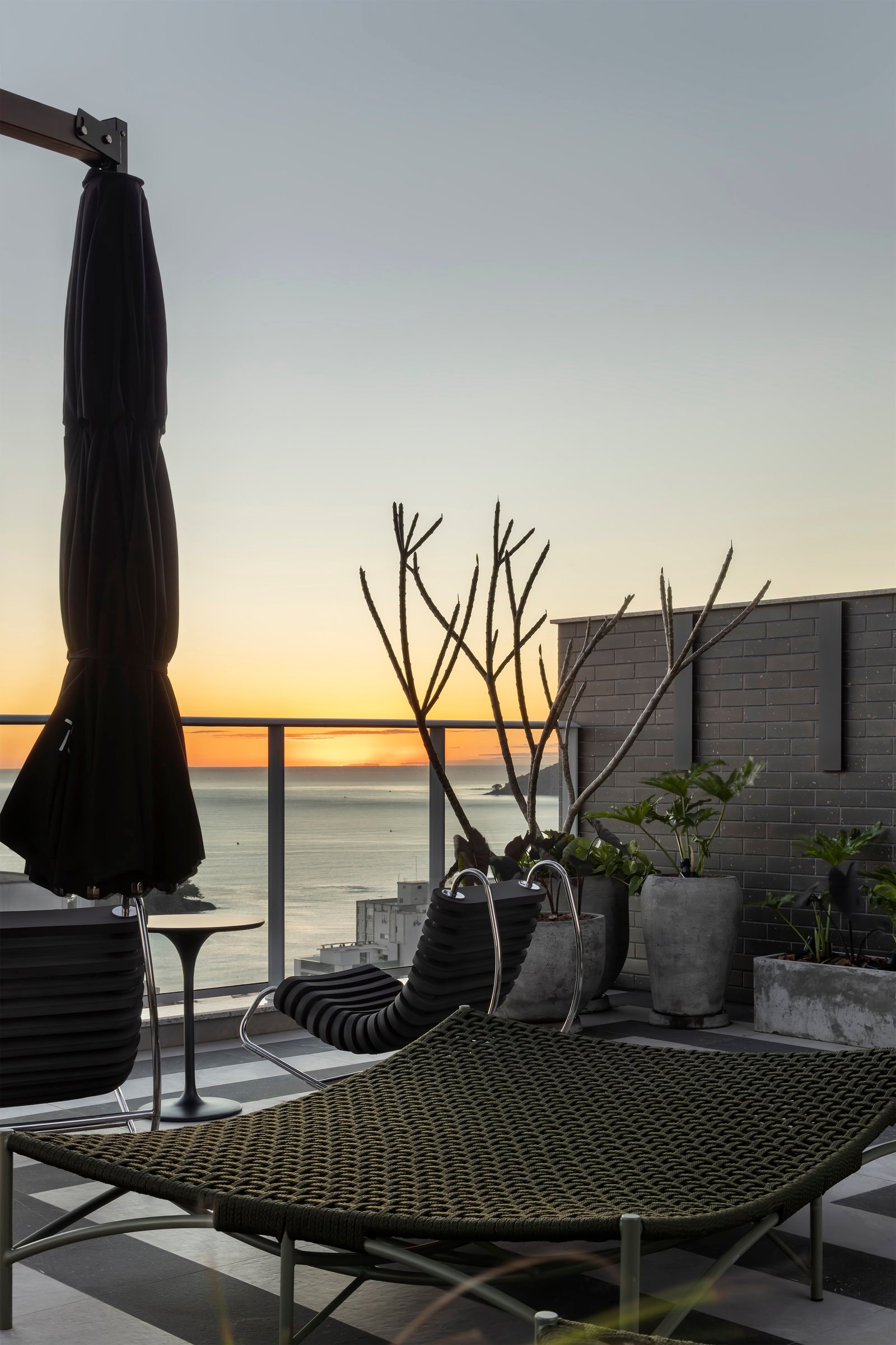 arrka-timeless-rooftop-04 Apartamento no Timeless at Alvin Residence em Balneário Camboriú (SC) | ARRKA
