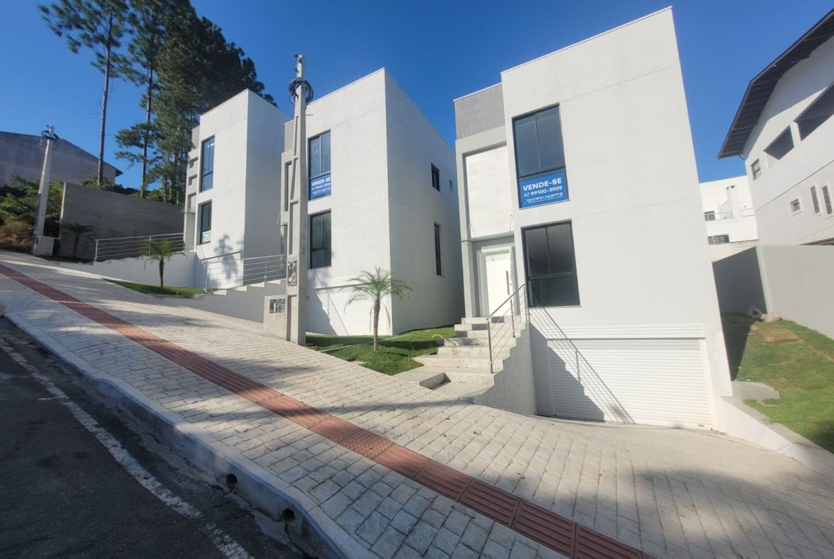 Casa no Ariribá Houses em Balneário Camboriú (SC) | BARRA NORTE