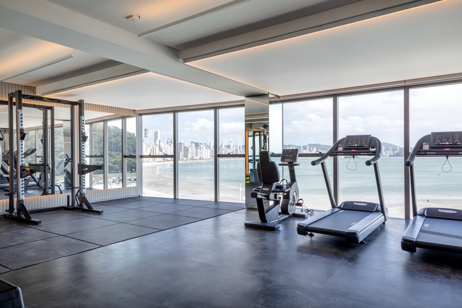 Apartamento no Pharos Residence em Balneário Camboriú (SC) | CECHINEL
