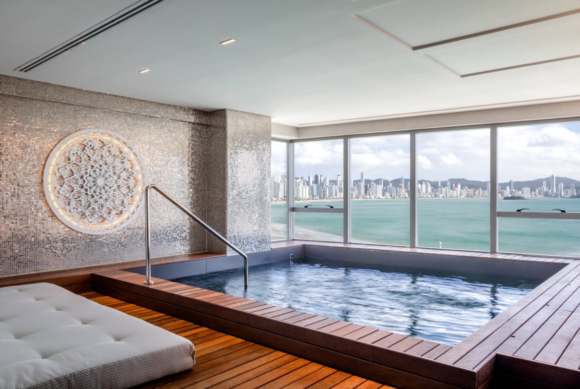 Apartamento no Pharos Residence em Balneário Camboriú (SC) | CECHINEL