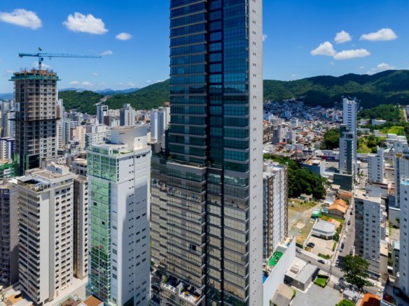 Apartamento no Edifício Splendido em Balneário Camboriú (SC) | CECHINEL