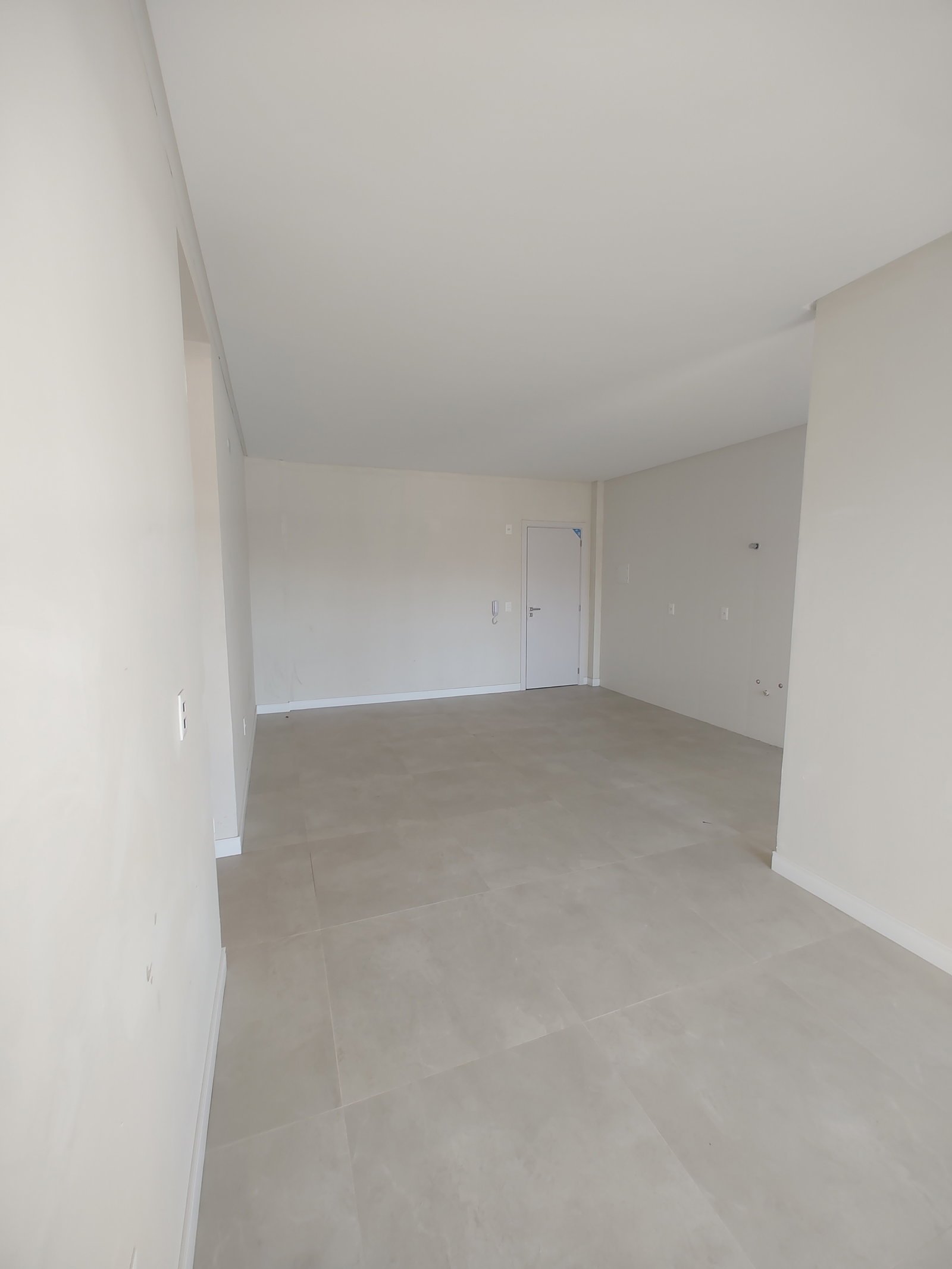 clh-plaza-viena-apto-501-02 Apartamento no Plaza Viena Residence em Balneário Camboriú (SC) | CLH