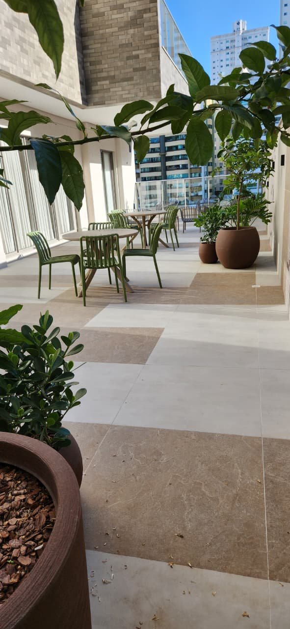cln-porto-tawny-lounge-01 Apartamento no Porto Tawny Residence em Balneário Camboriú (SC) | CLN