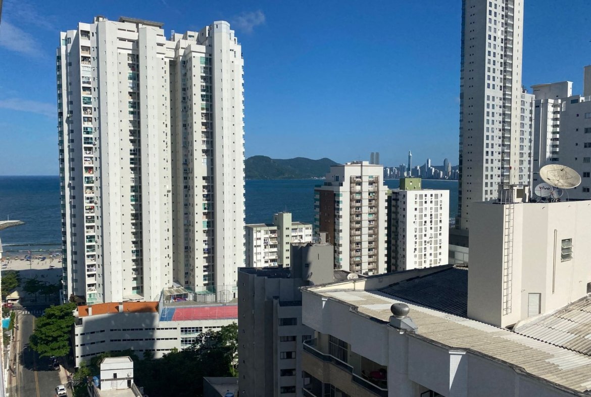 Apartamento no Ponta Di Vitta Residence em Balneário Camboriú (SC) | GOLEMBAS