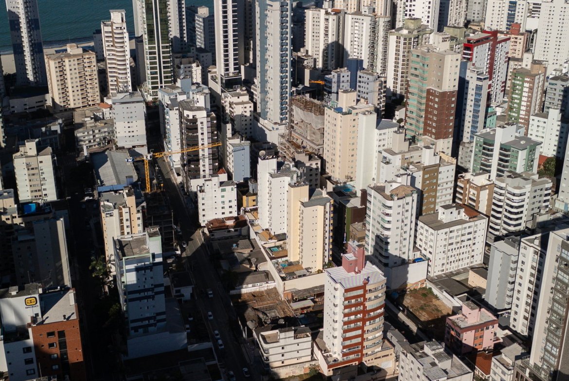 Apartamento Speranza Residenziale Balneário Camboriú (SC) – GOMES JÚNIOR
