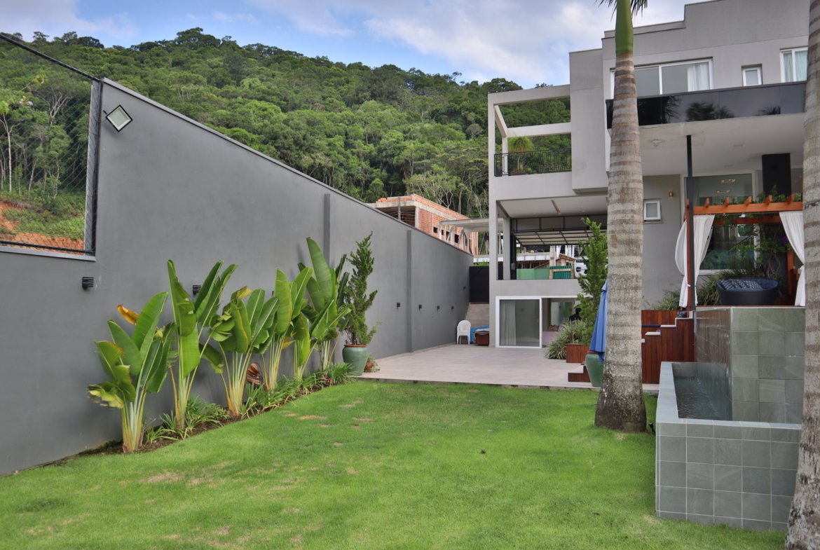 Casa 150 no House Haras em Balneário Camboriú (SC) | FAST