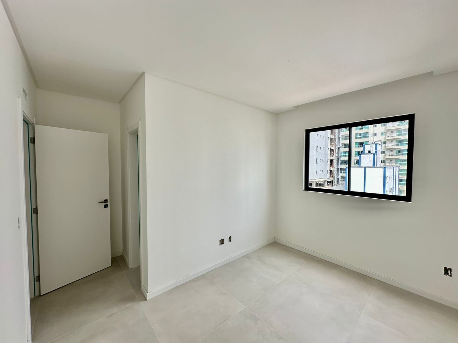 jpm-farol-de-valenca-apto-suite-01 Apartamento no Farol de Valença em Balneário Camboriú (SC) | JMP