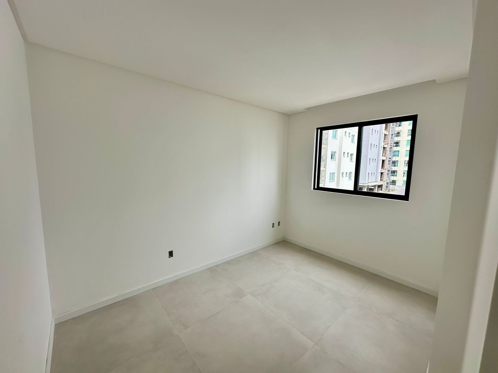 jpm-farol-de-valenca-apto-suite-02 Apartamento no Farol de Valença em Balneário Camboriú (SC) | JMP