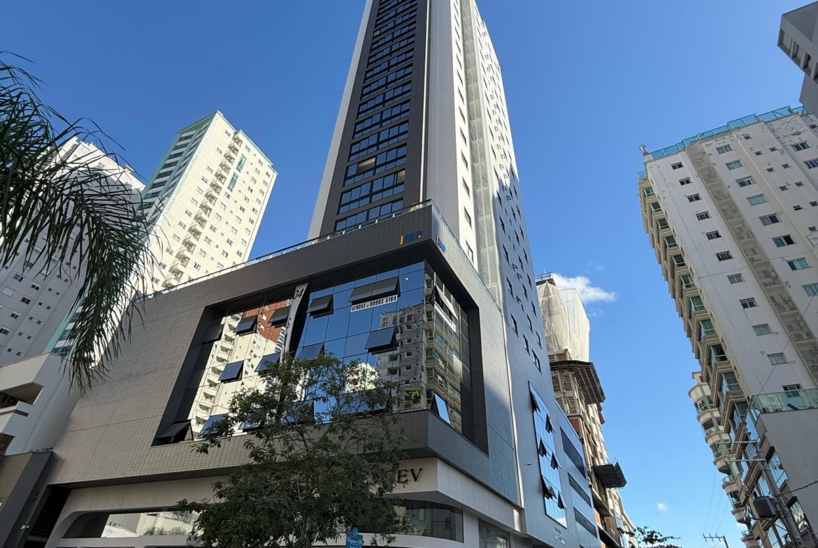Apartamento no Farol de Valença em Balneário Camboriú (SC) | JMP