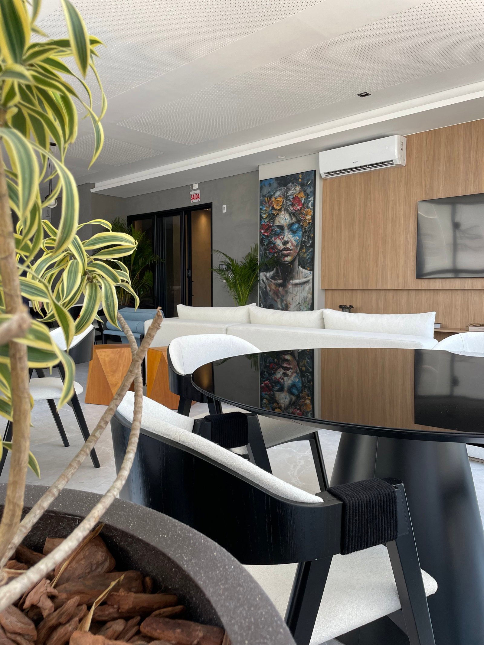 kah-canvas-living-04 Apartamento Canvas Residence Itapema (SC) – ZAH
