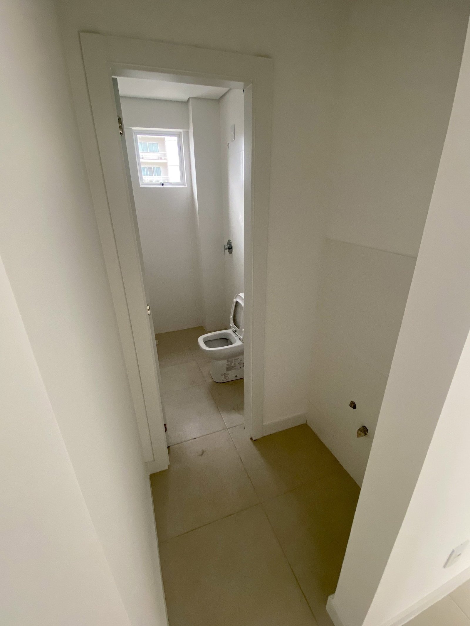 leal-kotor-apto-401-banheiro-01 Apartamento no Kotor Residence em Balneário Camboriú (SC) | LEAL