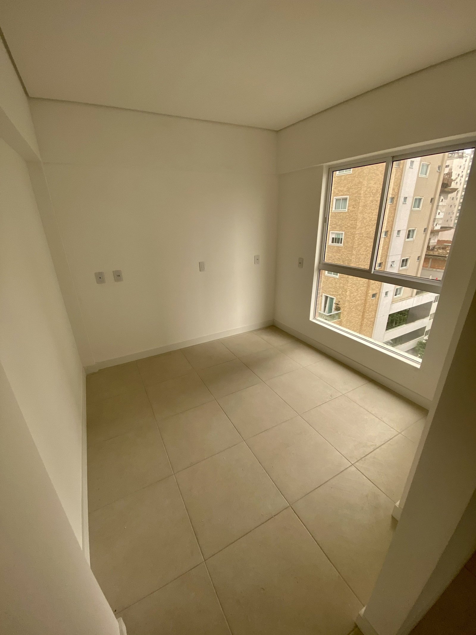 leal-kotor-apto-401-suite-04 Apartamento no Kotor Residence em Balneário Camboriú (SC) | LEAL