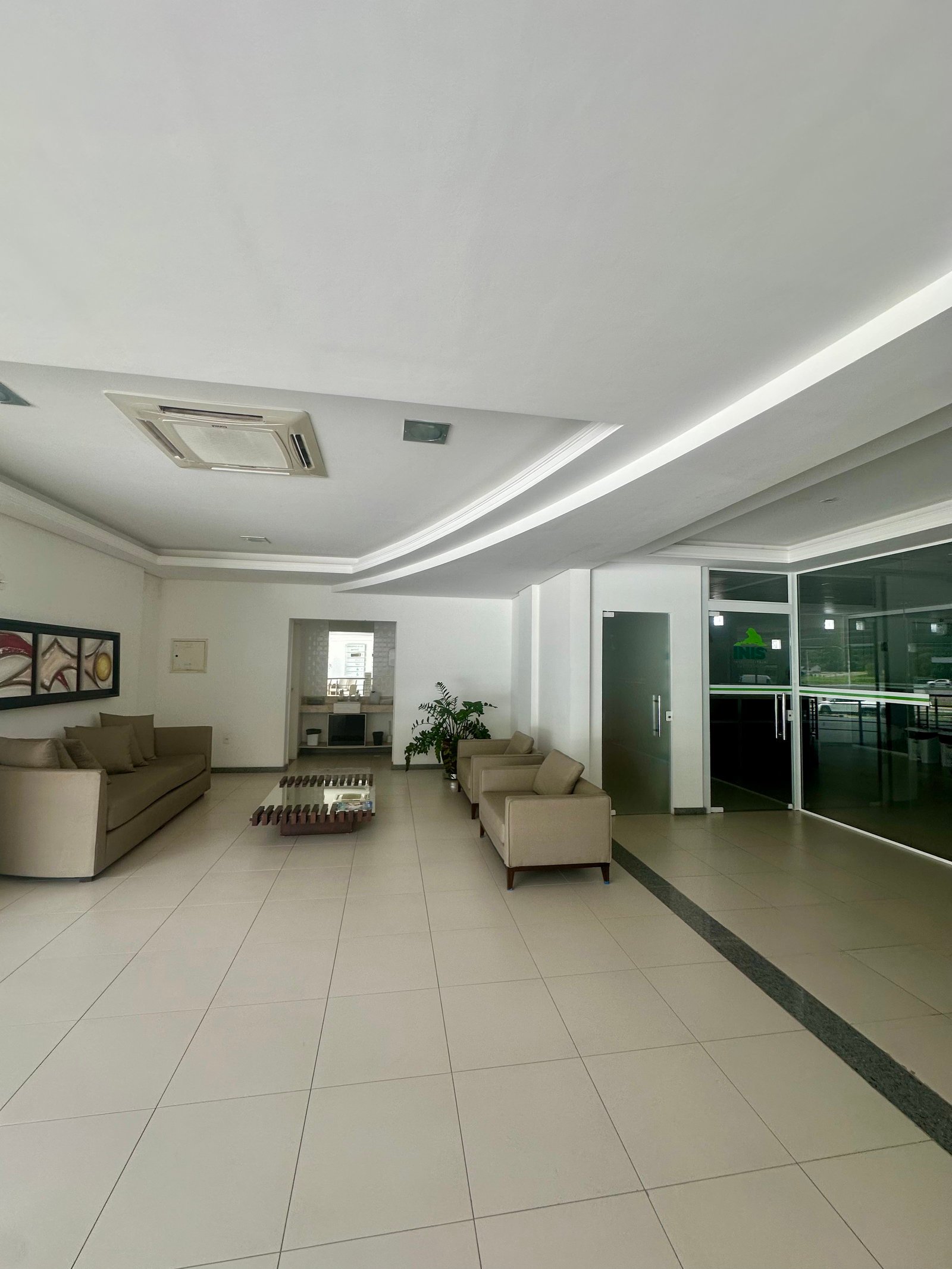 Sala Comercial no Edifício Cristine em Itajaí (SC) | LEÃO