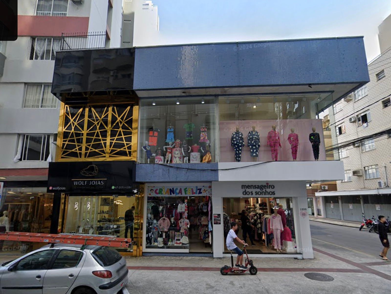 Sala Comercial no Edifício Brasil 1500 em Balneário Camboriú (SC) | LEÃO