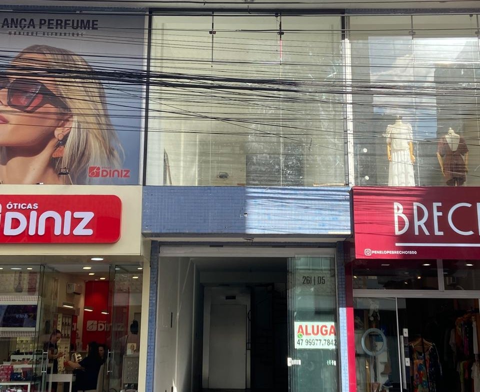 Sala Comercial no Edifício Brasil 1500 em Balneário Camboriú (SC) | LEÃO