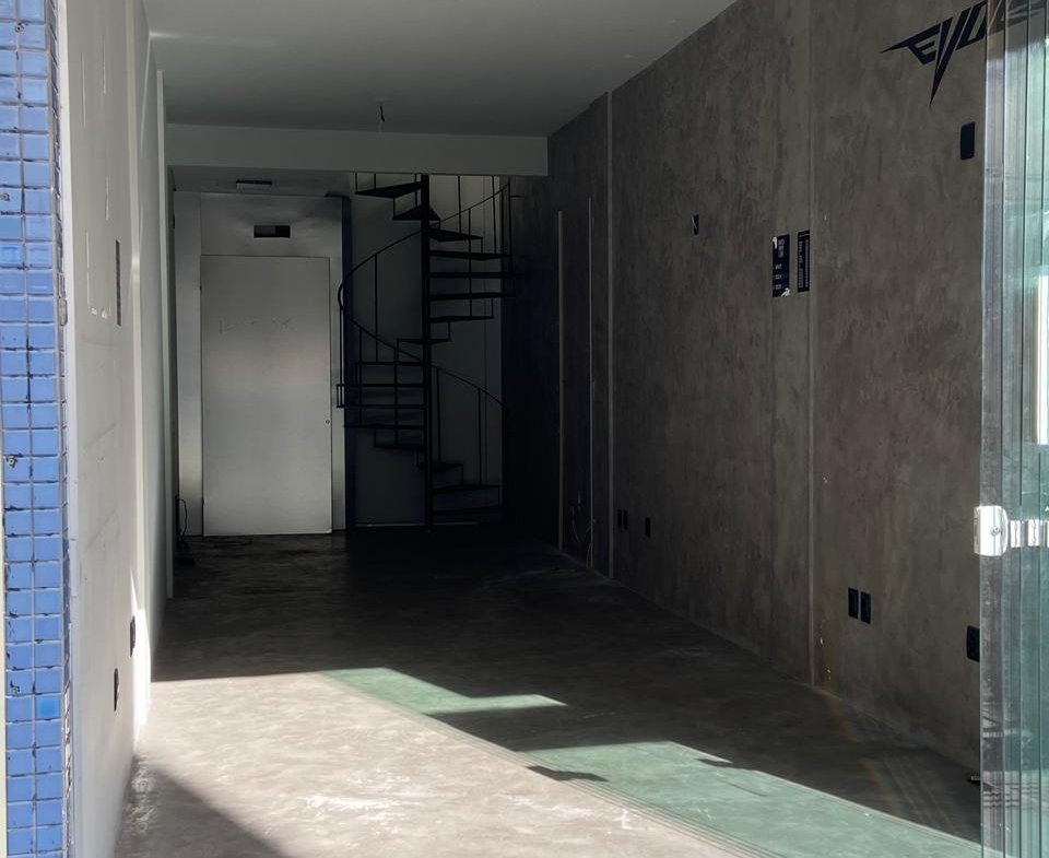 Sala Comercial no Edifício Brasil 1500 em Balneário Camboriú (SC) | LEÃO