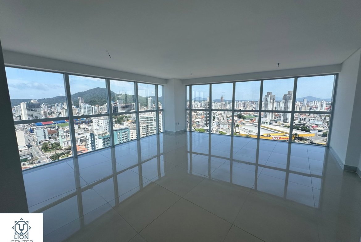 Sala Comercial no Lion Center em Itajaí (SC) | LEÃO