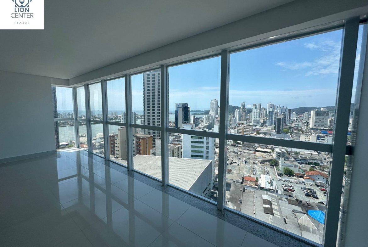 Sala Comercial no Lion Center em Itajaí (SC) | LEÃO