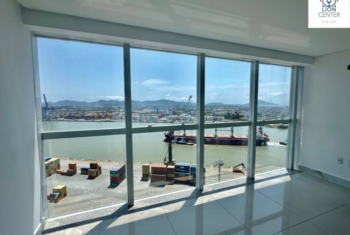 Sala Comercial no Lion Center em Itajaí (SC) | LEÃO