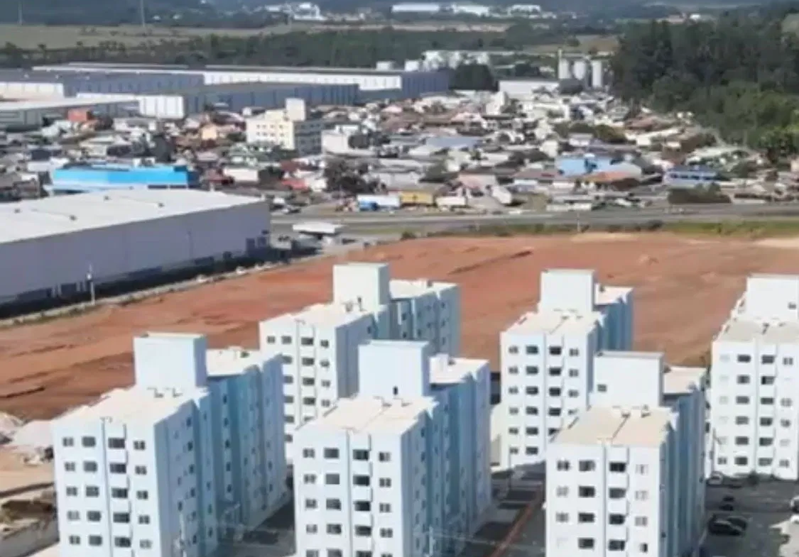 Apartamento no Ville de Leon em Itajaí (SC) | LEÃO
