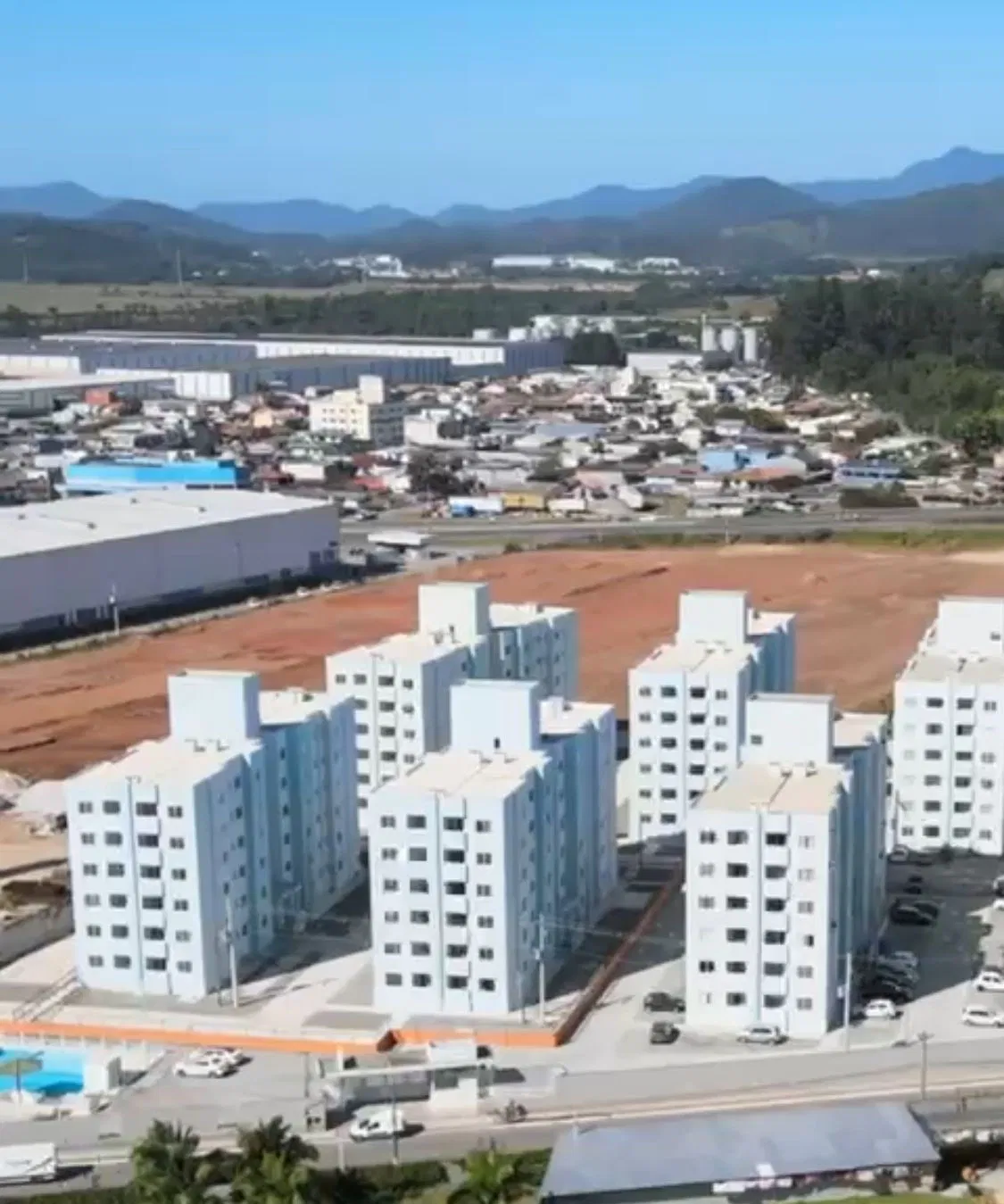 Apartamento no Ville de Leon em Itajaí (SC) | LEÃO