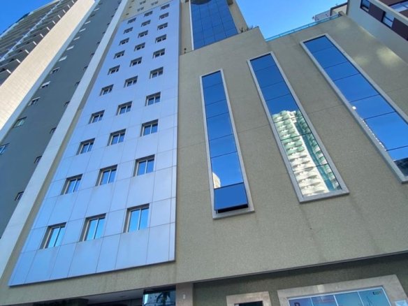 Apartamento no Mendelssohn Residence em Balneário Camboriú (SC) | LOMBARDA