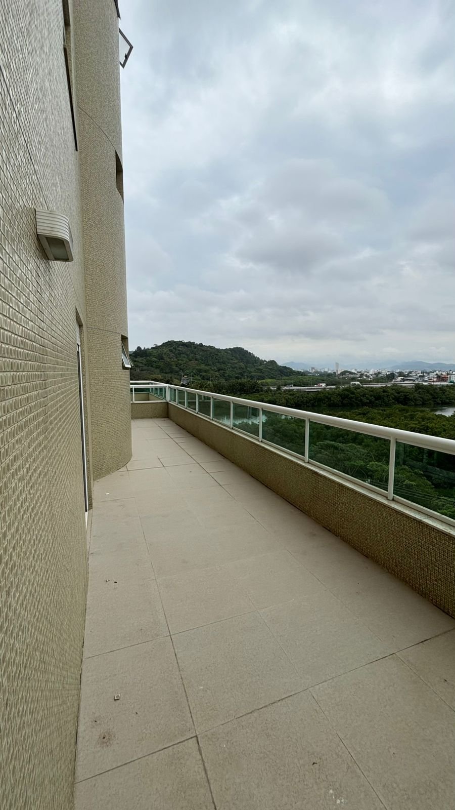 Apartamento no Mendelssohn Residence em Balneário Camboriú (SC) | LOMBARDA