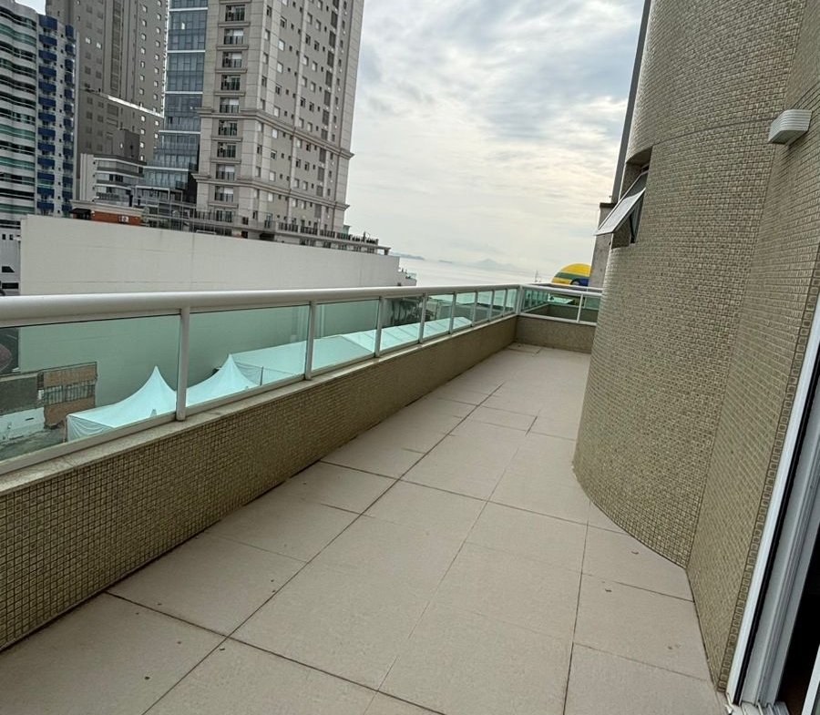 Apartamento no Mendelssohn Residence em Balneário Camboriú (SC) | LOMBARDA