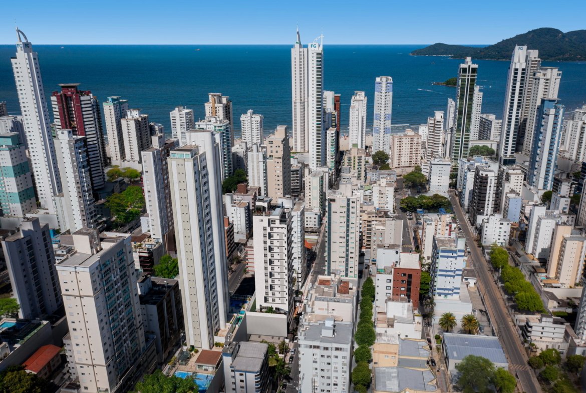 Apartamento no Filipinas Residence em Balneário Camboriú (SC) | MACON