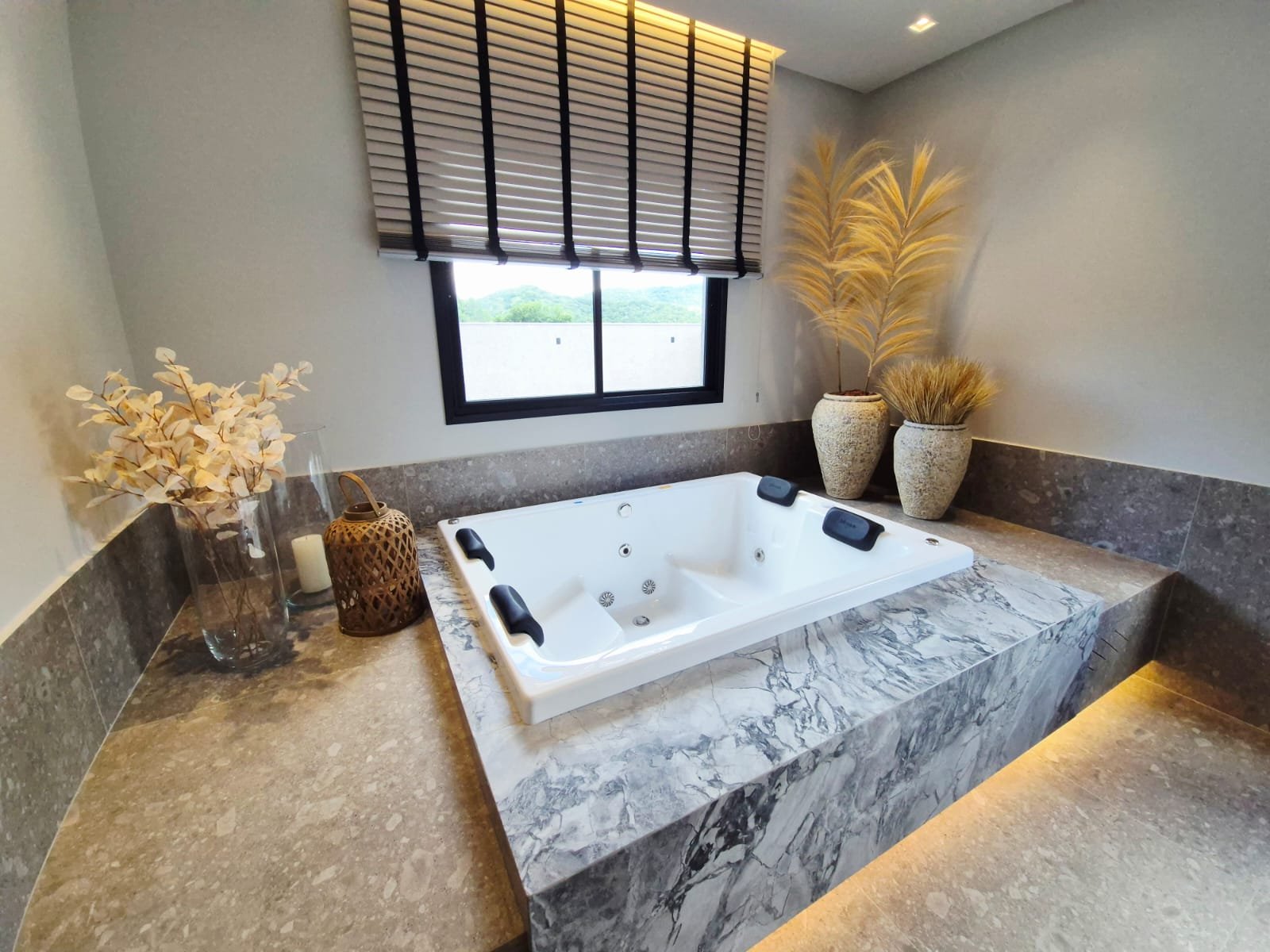 Apartamento no Manu Bay Residence em Itajaí Camboriú (SC) | MACON