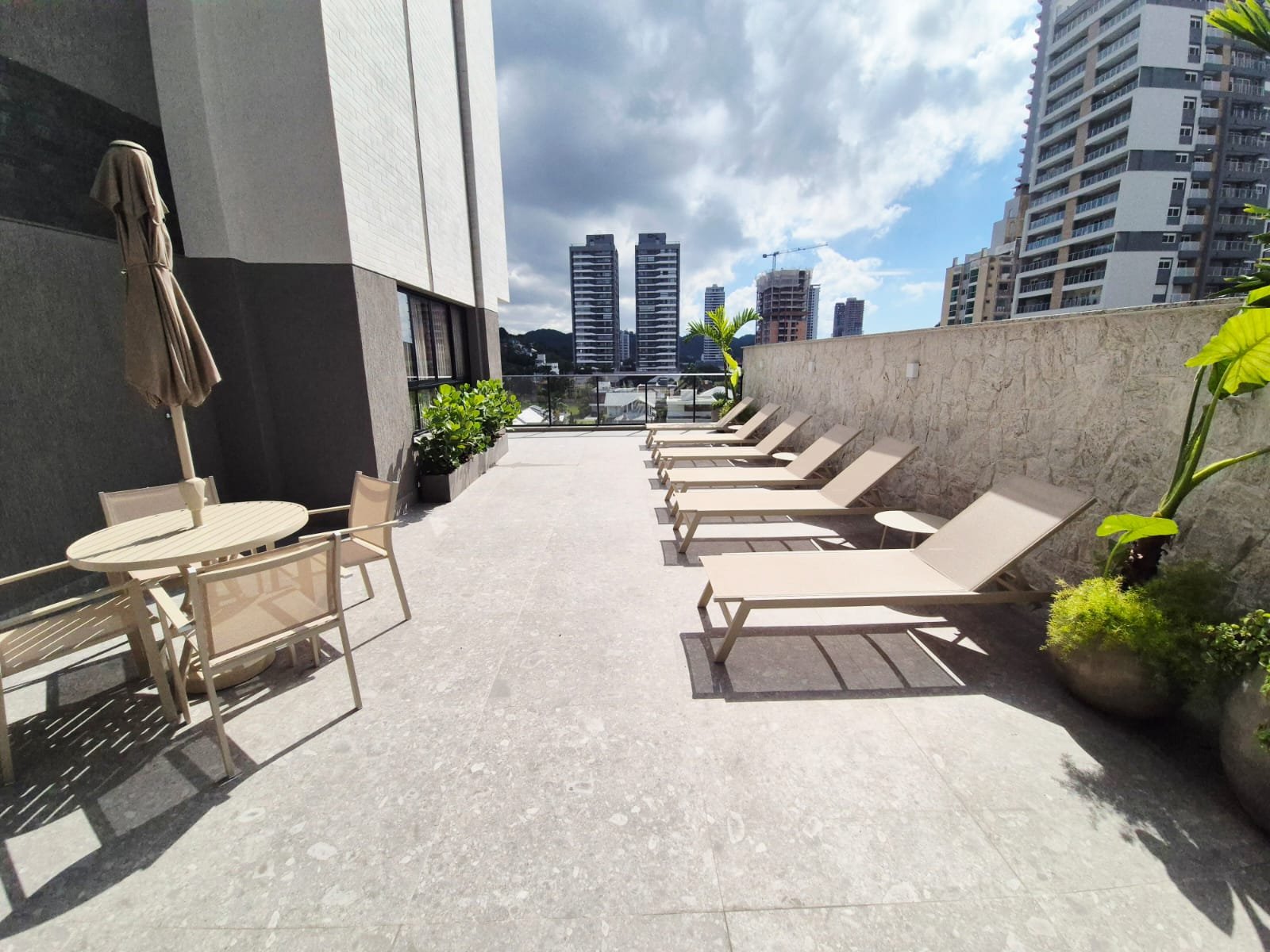 Apartamento no Manu Bay Residence em Itajaí Camboriú (SC) | MACON
