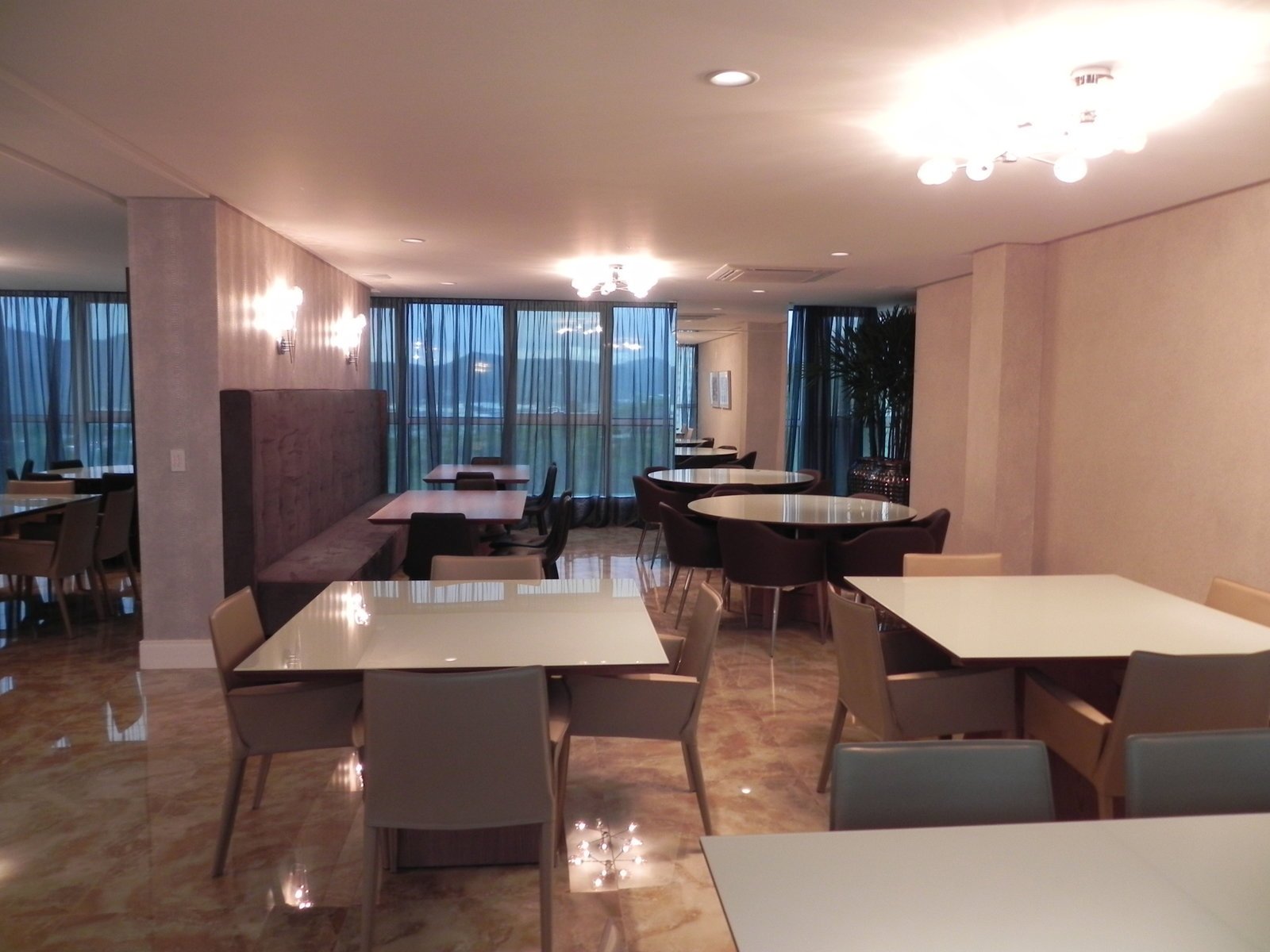 mendes-sibara-marina-beach-salao-festas-27 Apartamento no Marina Beach Towers em Balneário Camboriú (SC) | MENDES SIBARA