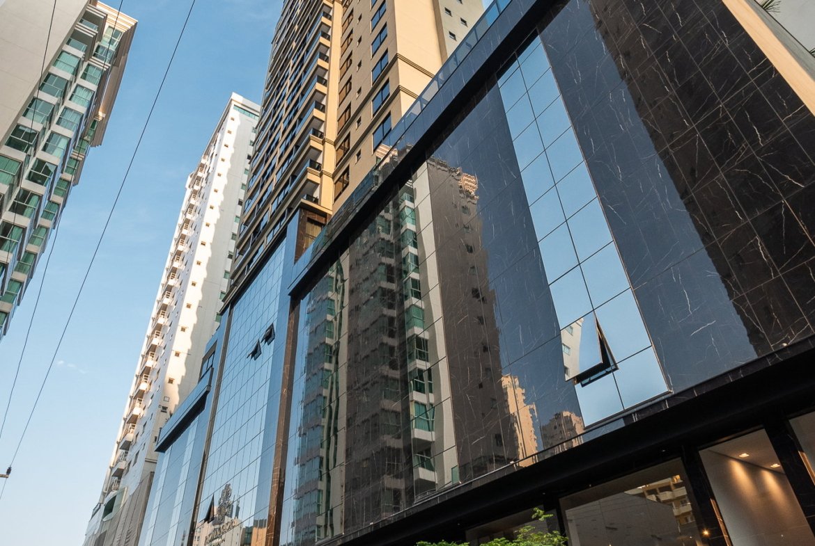 Apartamento Riomaggiore Residenze Balneário Camboriú (SC) – MONDO
