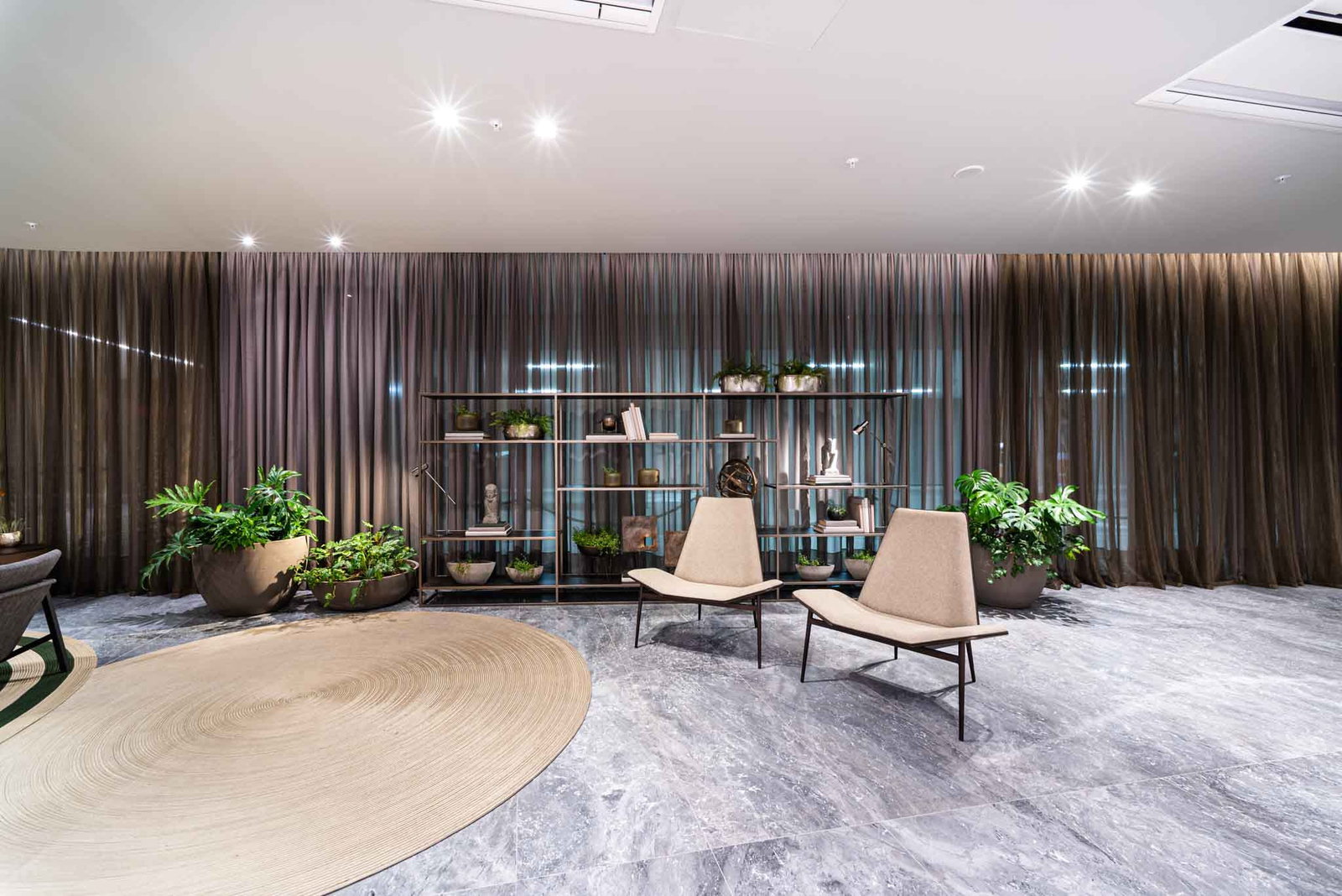 procave-absolute-recepcao-02 Sala Comercial Absolute Business & Hotel em Itajaí (SC) | PROCAVE