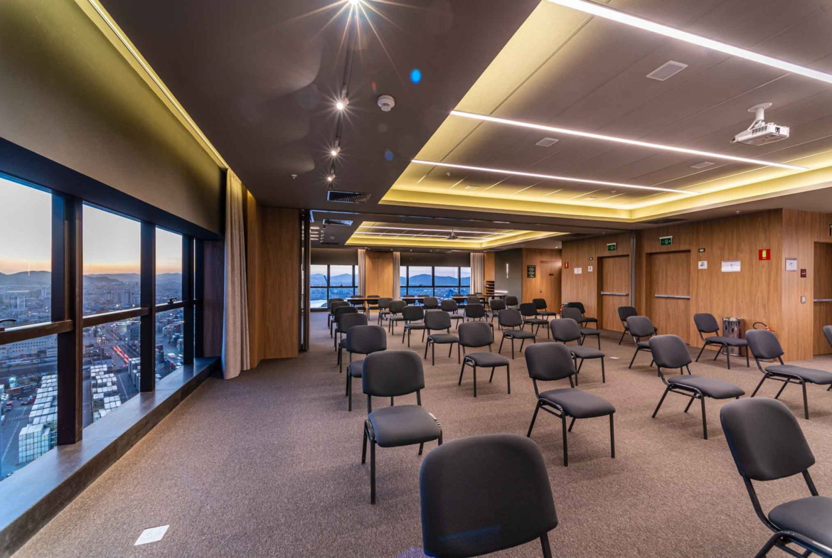 Sala Comercial Absolute Business & Hotel em Itajaí (SC) | PROCAVE