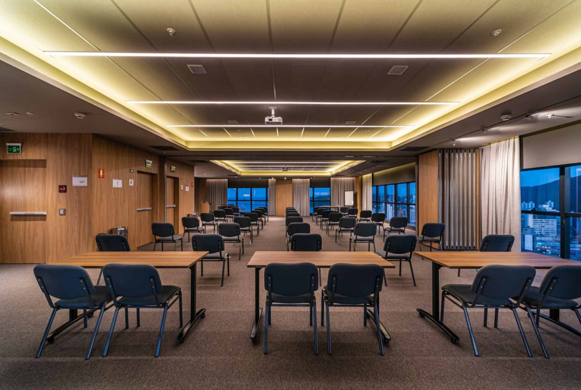 Sala Comercial Absolute Business & Hotel em Itajaí (SC) | PROCAVE