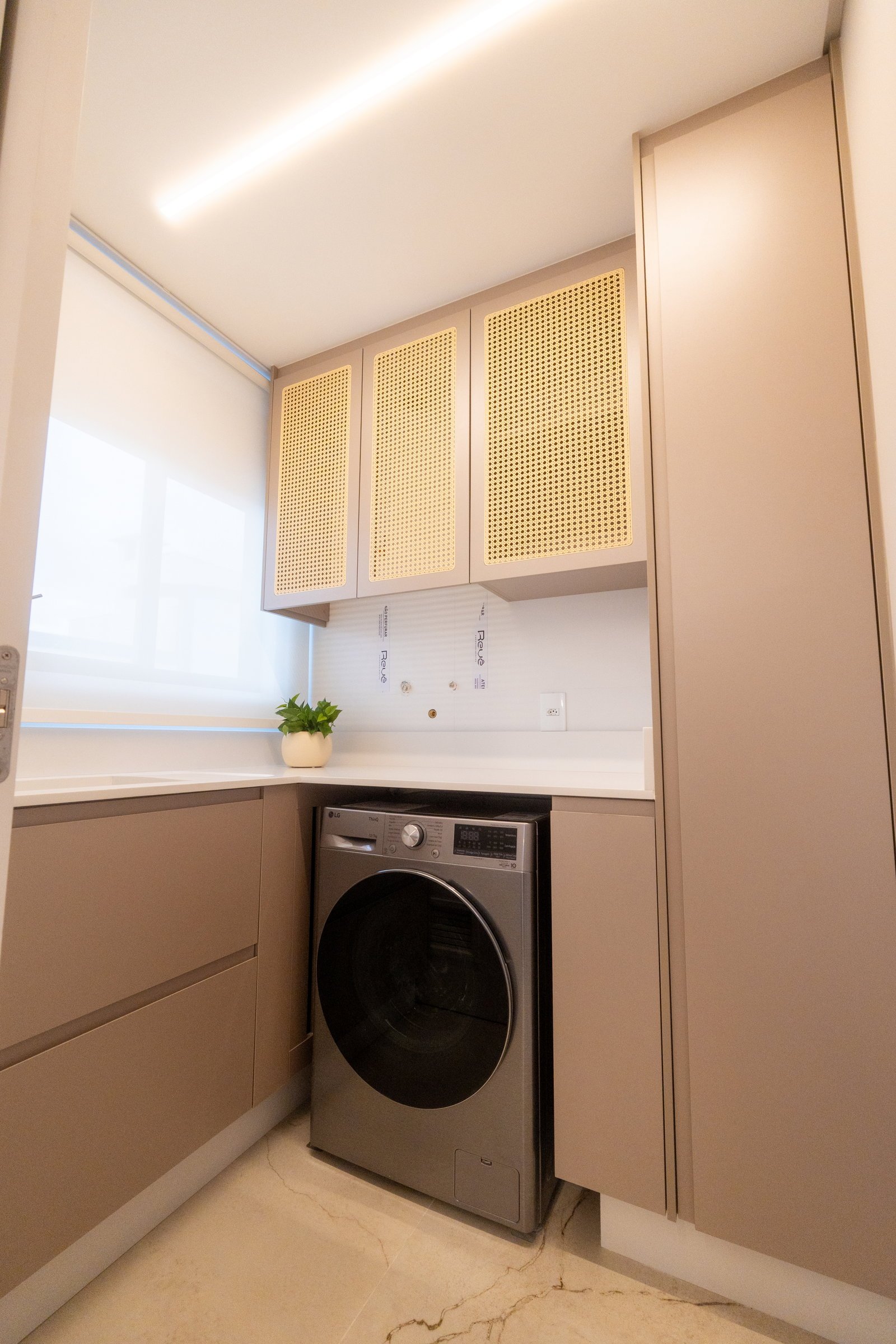 Apartamento no Sky Tower Residence em Porto Belo (SC) | REVÊ