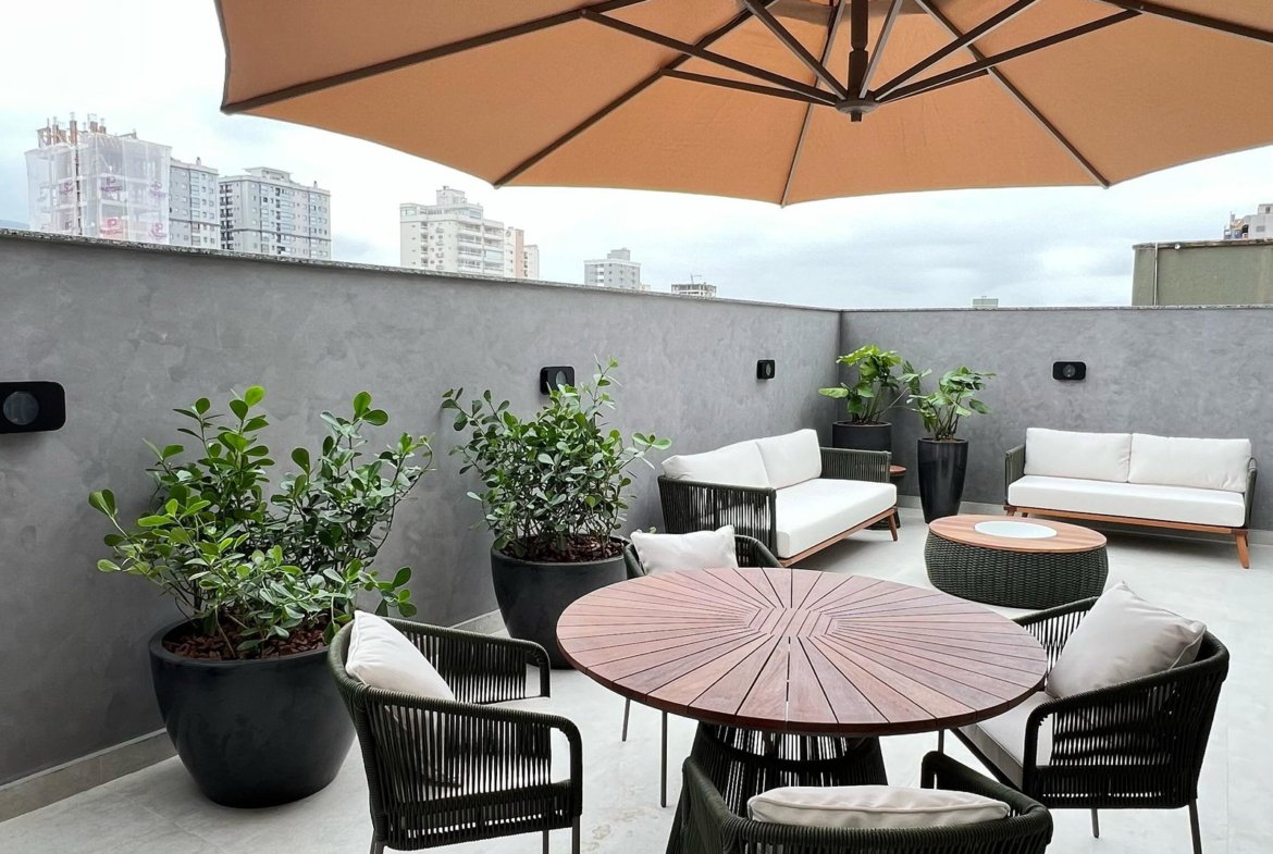 Apartamento no Sky Tower Residence em Porto Belo (SC) | REVÊ