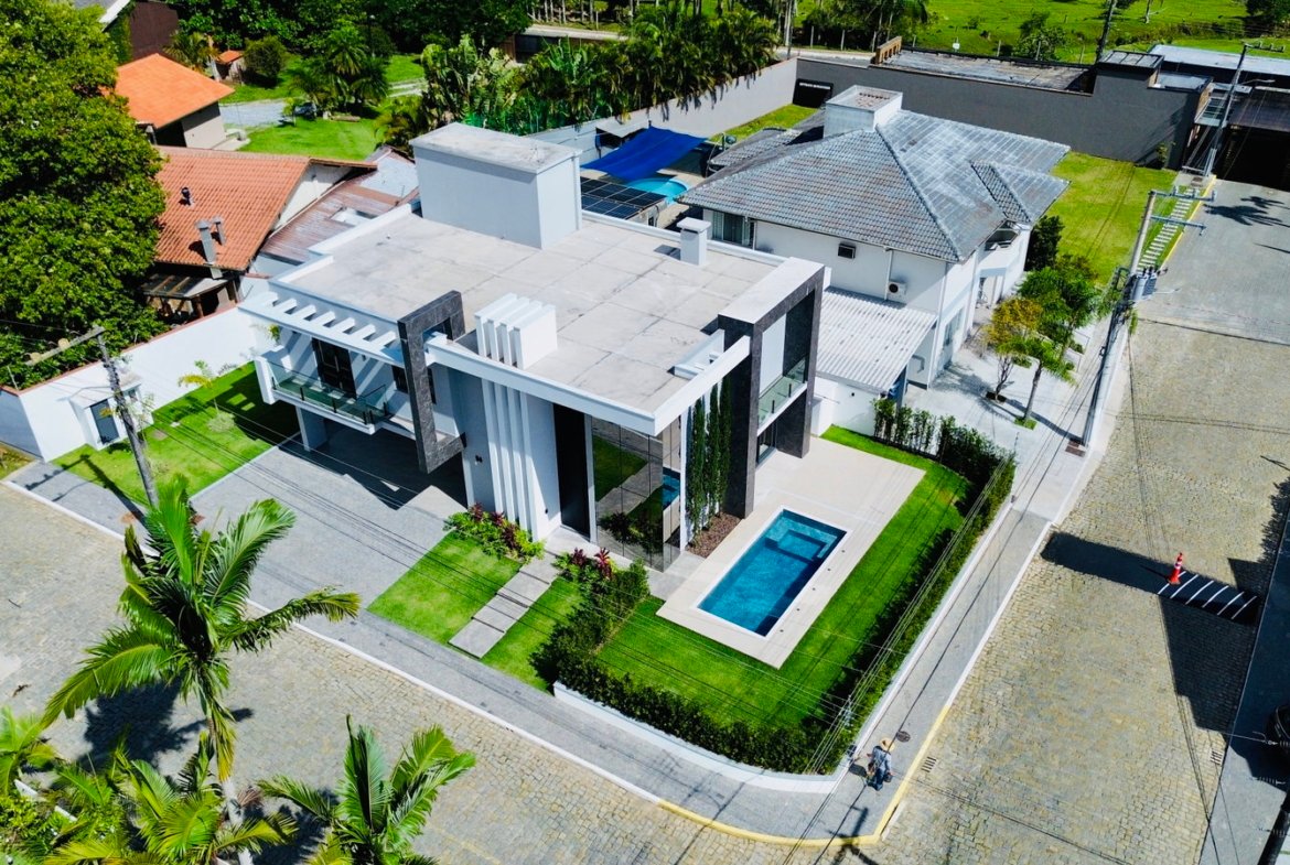 Casa 56 no Condomínio Haras Rio do Ouro em Balneário Camboriú (SC) | ROSADA